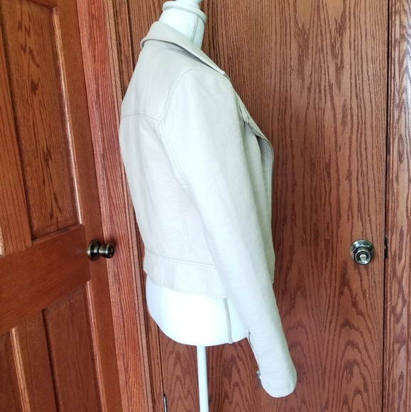 NWT - Forever 21 Faux Leather Biker Jacket - Picture 6 of 12